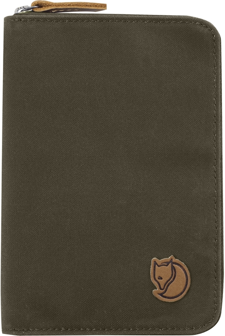 Fjällräven Passport Wallet, Dark Olive - Fjällräven accessoarer - 7323450315344 - 1